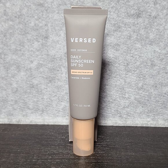 NIB Versed Good Defense Daily Sunscreen SPF 50 1.7 fl oz Clean Vegan Skincare - Picture 1 of 4